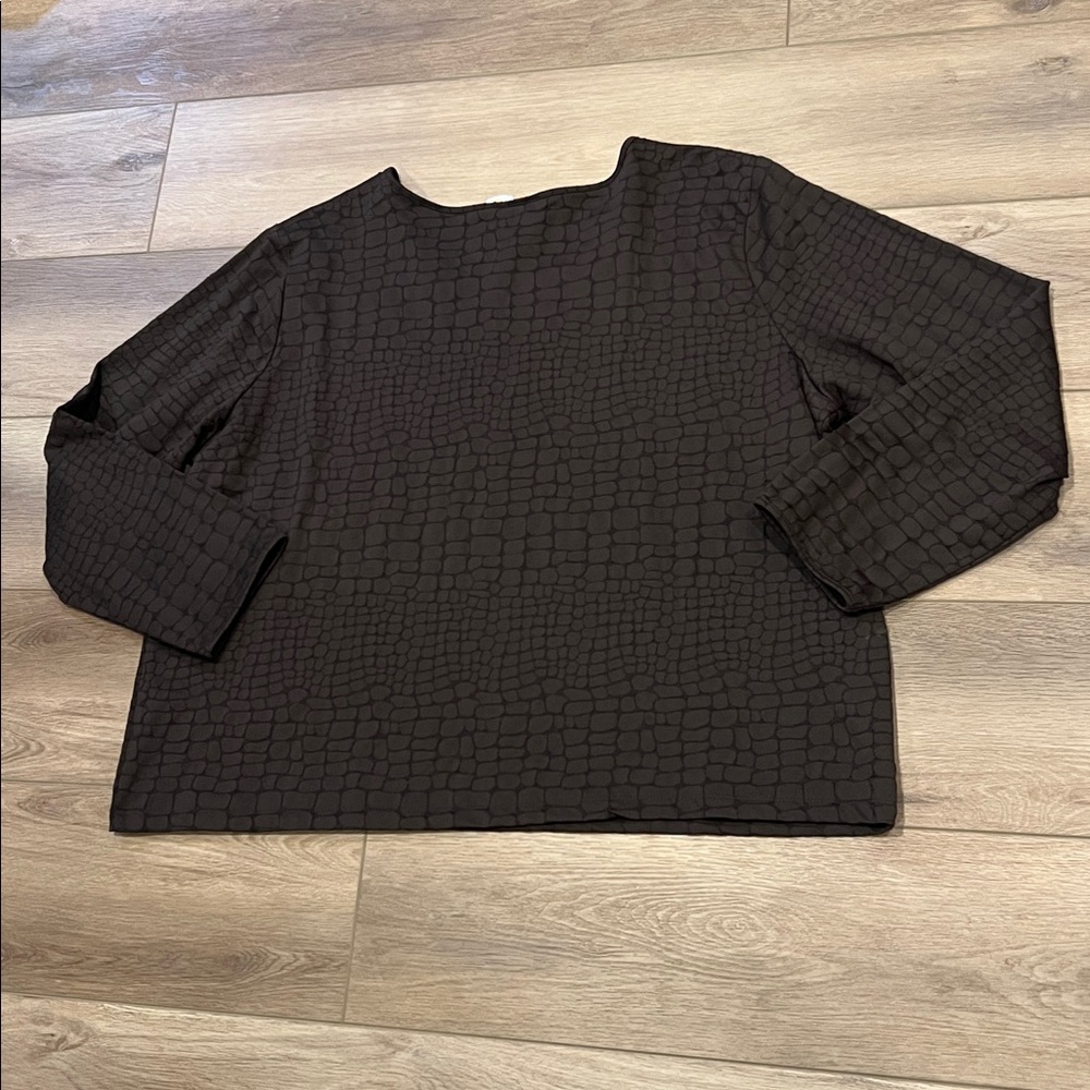 NWT Talbots Woman Long Sleeve Brown Raised Textured Geometric Square Print Top - Picture 9 of 10